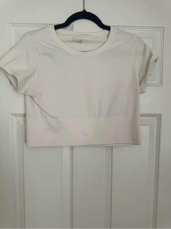 Offline Tops - Offline by Aerie Women's White Cropped Crewneck Tee - Minimal Short Sleeve Top